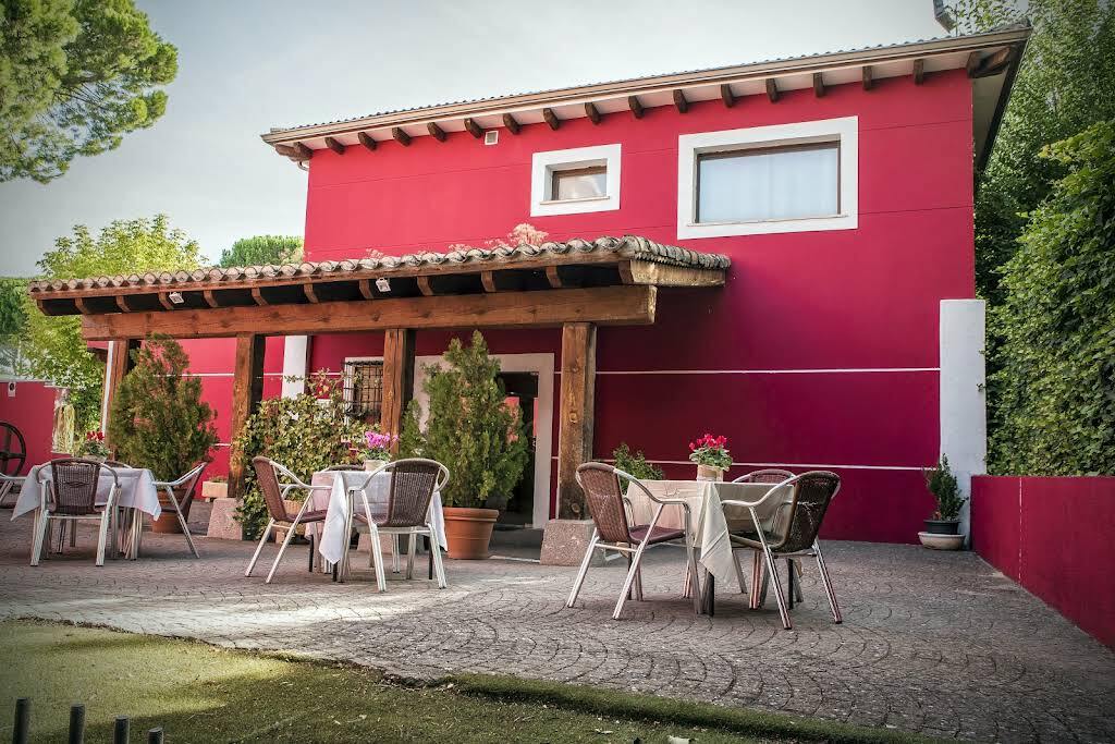 Terrazas interiores y restaurante para bodas Hotel Casa José Díaz